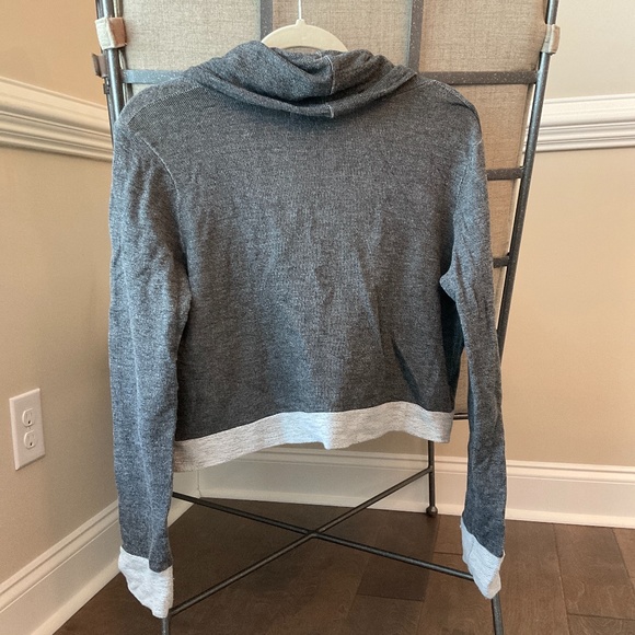 Comfy cowl crop top - Anthropologie! - Picture 3 of 8